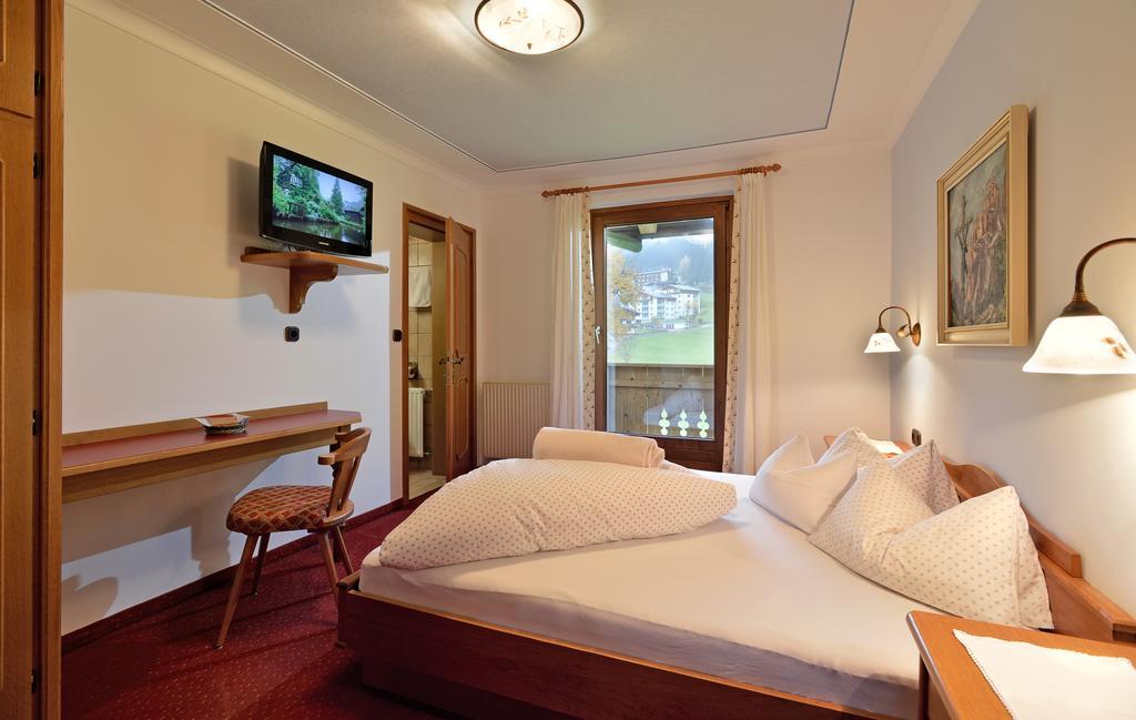 Landhaus Kumbichl Mayrhofen Rum bild
